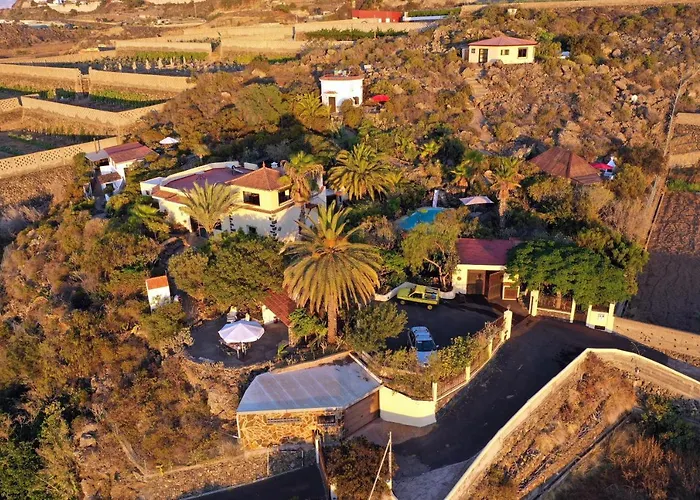 Pajar - Tabaiba By Tor * Icod De Los Vinos